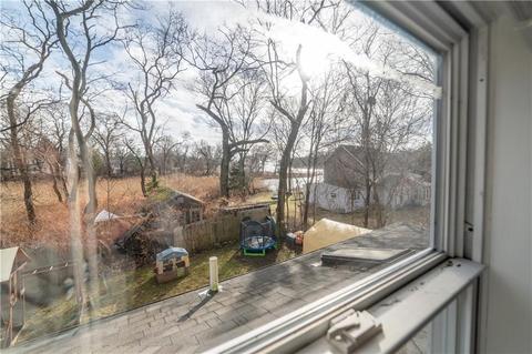 4 Dan St, Warwick, RI 02889 photo 4