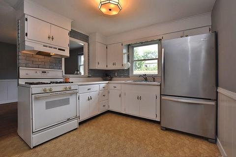 175 Fatima Dr, Warren, RI 02885 photo 6