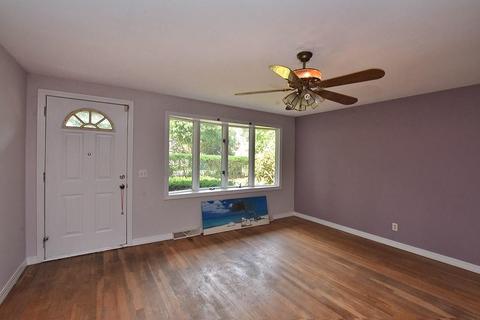 175 Fatima Dr, Warren, RI 02885 photo 3