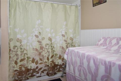 98 Earle St, Woonsocket, RI 02895 photo 6