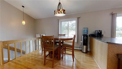 30 Pond View Dr, Warwick, RI 02886 photo 12
