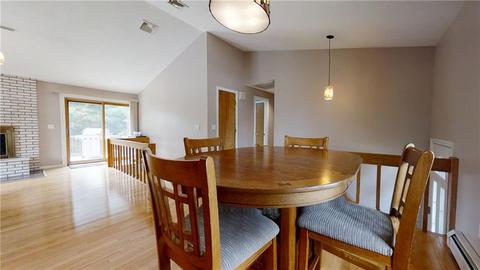 30 Pond View Dr, Warwick, RI 02886 photo 11