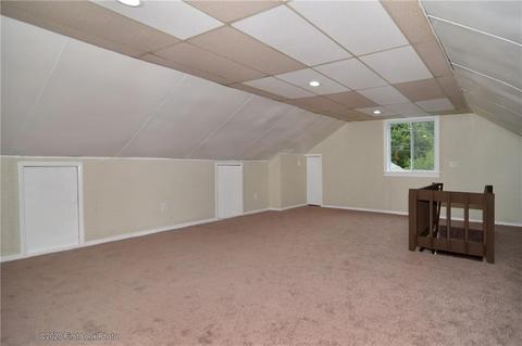 34 Doris Ave, Warwick, RI 02889 photo 28