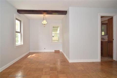 81 Ryan Ave, Warwick, RI 02889 photo 6