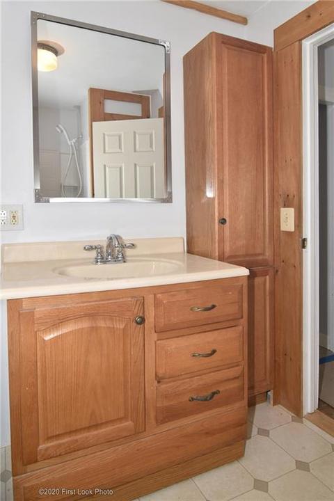 81 Ryan Ave, Warwick, RI 02889 photo 17