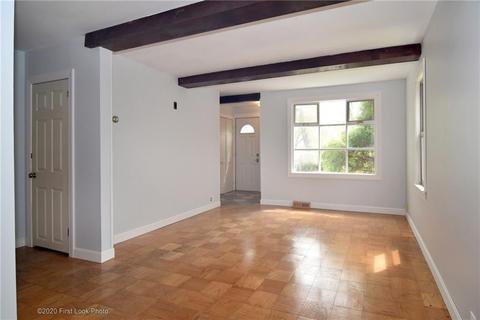 81 Ryan Ave, Warwick, RI 02889 photo 3