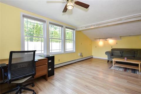 90 Aspinet Dr, Warwick, RI 02888 photo 18