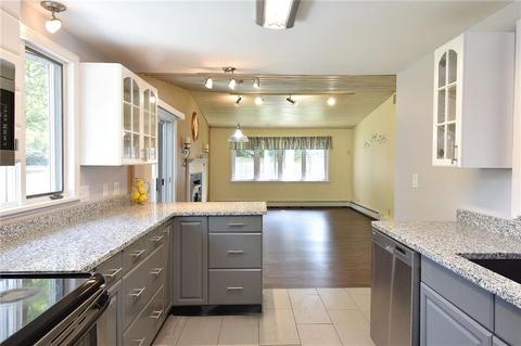 90 Aspinet Dr, Warwick, RI 02888 photo 10