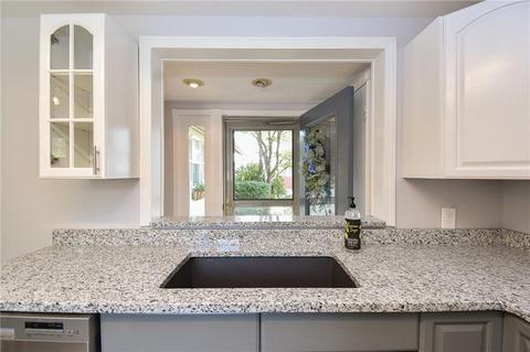 90 Aspinet Dr, Warwick, RI 02888 photo 12