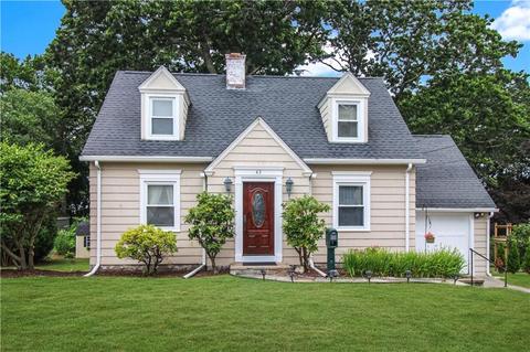 62 Ward Ave, Westerly, RI 02891 photo 3