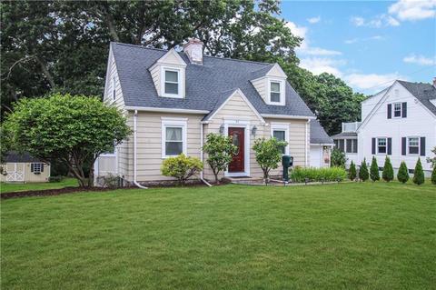 62 Ward Ave, Westerly, RI 02891 photo 1