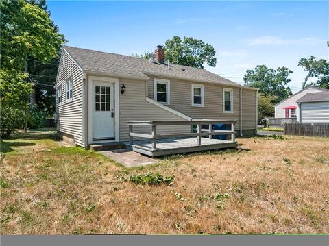 350 Maple St, Warwick, RI 02888 photo 2