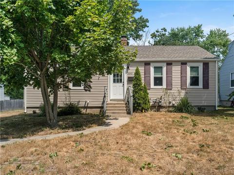 350 Maple St, Warwick, RI 02888 photo 1