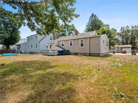 350 Maple St, Warwick, RI 02888 photo 3