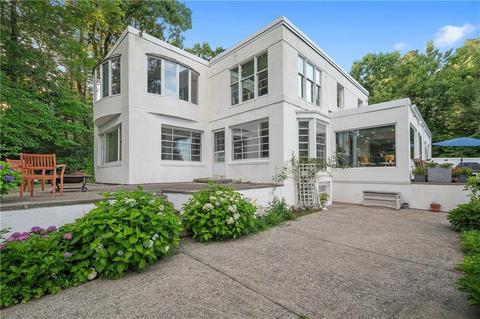 168 Putnam Pike, Glocester, RI 02919 photo 1