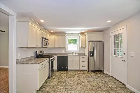 463 Durfee Hill Rd, Glocester, RI 02814 photo 5