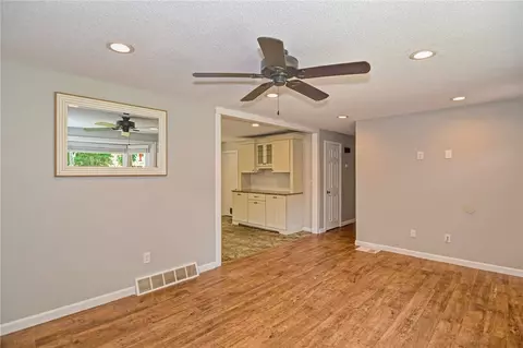 463 Durfee Hill Rd, Glocester, RI 02814 photo 12
