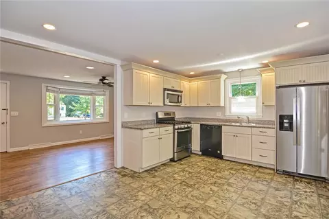 463 Durfee Hill Rd, Glocester, RI 02814 photo 7