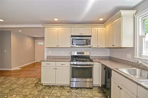 463 Durfee Hill Rd, Glocester, RI 02814 photo 9