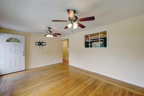 156 Oregon Ave, Woonsocket, RI 02895 photo 8