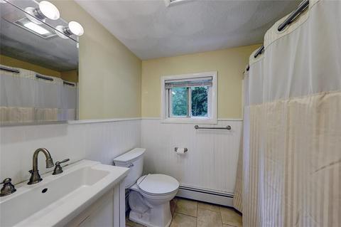 156 Oregon Ave, Woonsocket, RI 02895 photo 26