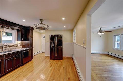 156 Oregon Ave, Woonsocket, RI 02895 photo 10