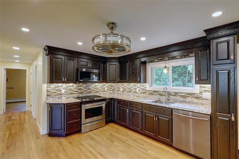 156 Oregon Ave, Woonsocket, RI 02895 photo 14