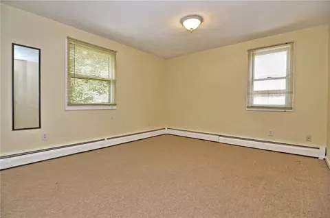 10 Staples Ave, Warwick, RI 02886 photo 13