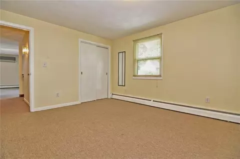 10 Staples Ave, Warwick, RI 02886 photo 14
