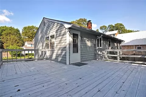 10 Staples Ave, Warwick, RI 02886 photo 22