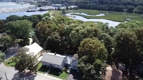 10 Staples Ave, Warwick, RI 02886 photo 33