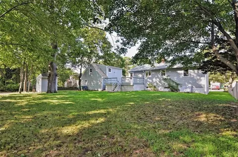 10 Staples Ave, Warwick, RI 02886 photo 25