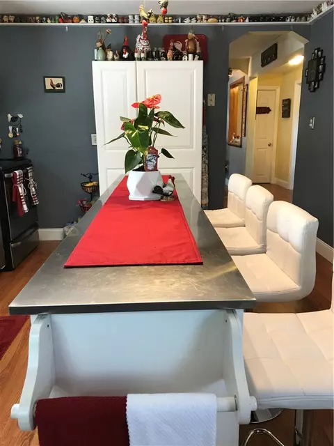 244 Lydia Ave, Woonsocket, RI 02895 photo 9