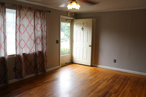 274 Buttonwoods Ave, Warwick, RI 02886 photo 6