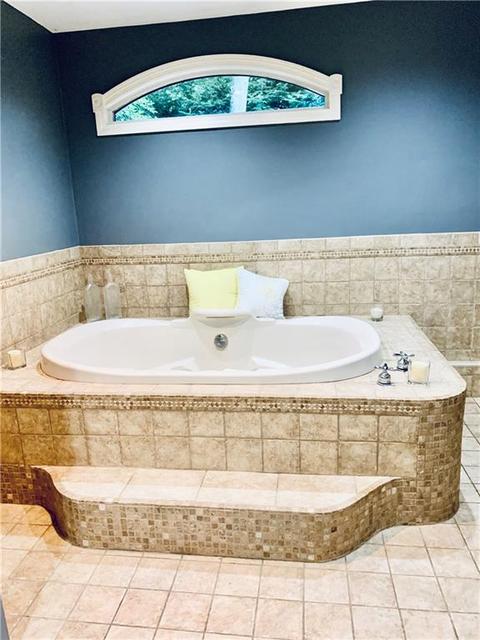 54 E Shore Dr, Exeter, RI 02822 photo 9