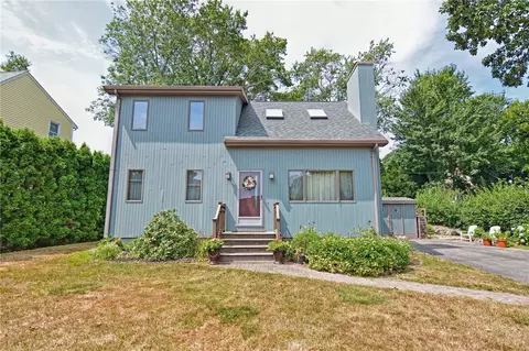 57 Wapping Dr, Bristol, RI 02809 photo 1