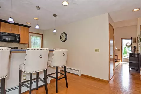 57 Wapping Dr, Bristol, RI 02809 photo 9