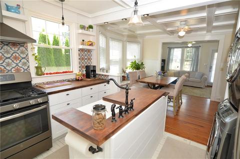 56 John St, Westerly, RI 02891 photo 7