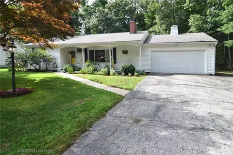 2 Eleanor Dr, Glocester, RI 02814 photo 1
