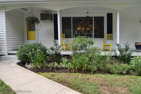2 Eleanor Dr, Glocester, RI 02814 photo 2