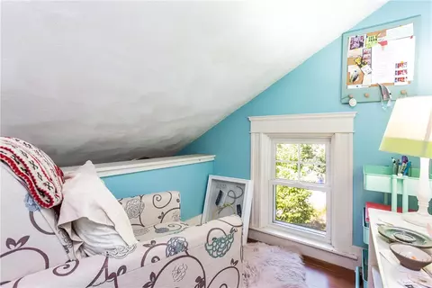 81 Danforth St, Warwick, RI 02888 photo 13