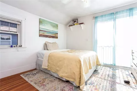 81 Danforth St, Warwick, RI 02888 photo 18