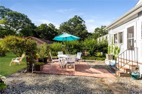 81 Danforth St, Warwick, RI 02888 photo 19