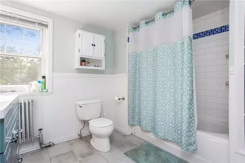 81 Danforth St, Warwick, RI 02888 photo 17