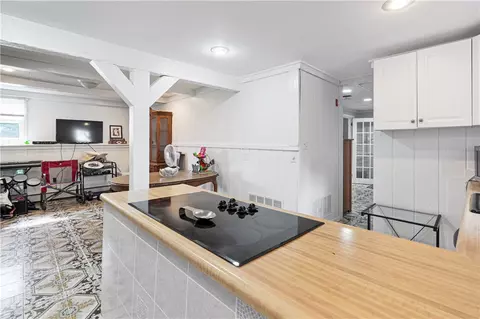 29 Arrowfield Rd, Cranston, RI 02921 photo 19