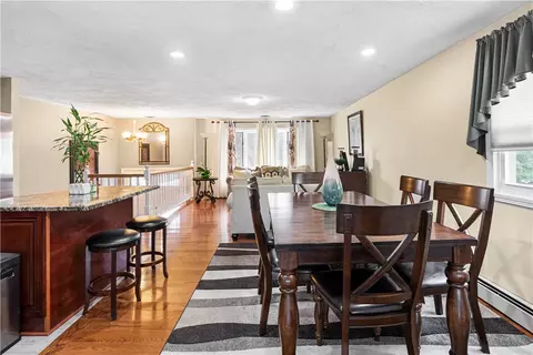 29 Arrowfield Rd, Cranston, RI 02921 photo 6