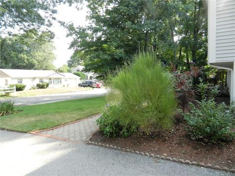 40 Ray St, Coventry, RI 02816 photo 3