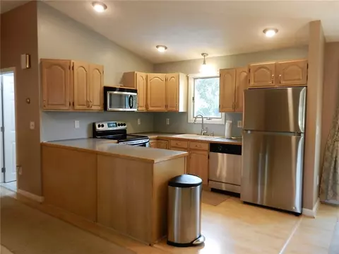 40 Ray St, Coventry, RI 02816 photo 11