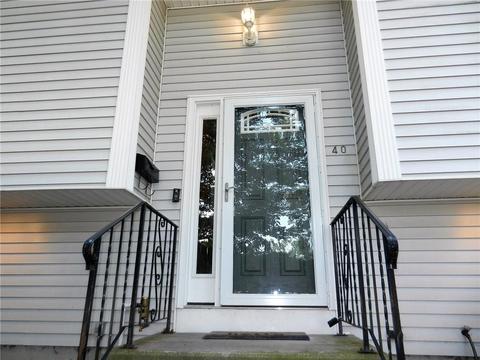 40 Ray St, Coventry, RI 02816 photo 4