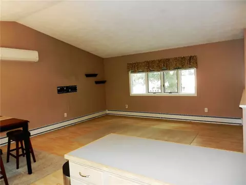 40 Ray St, Coventry, RI 02816 photo 7